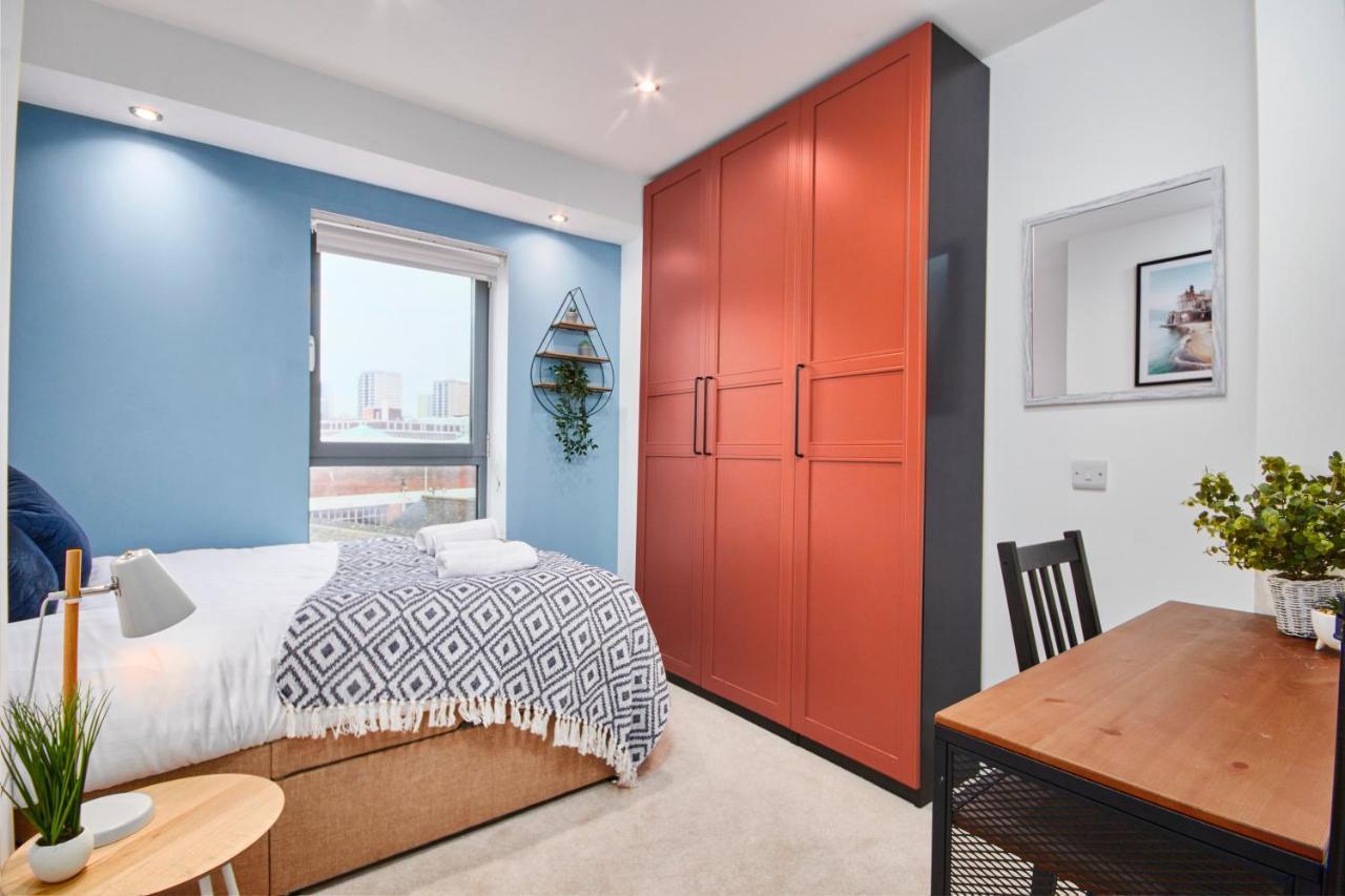 Large Duplex Penthouse - Parking Leeds (West Yorkshire) Exterior foto